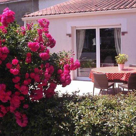 Gite Le Logis Mouchamps Buitenkant foto
